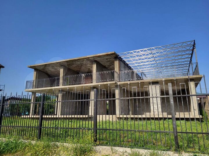 Дом 510 м² на участке 6,3 сот.