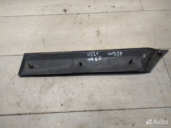 Молдинг левый Mercedes Vito W639 OM651.940 2012