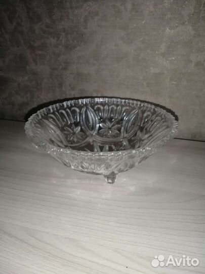 Хрустальная ваза