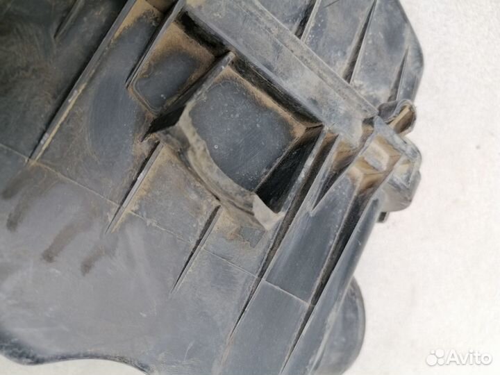 Корпус воздушного фильтра для Mazda 626 (GE)