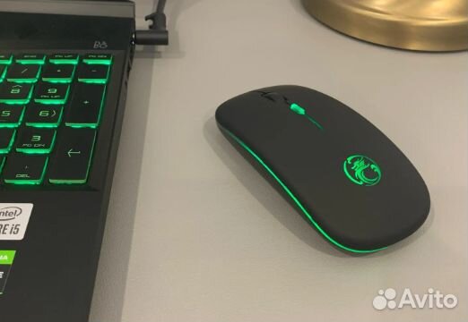 Беспроводная компьютерная мышь с RGB-подсветкой