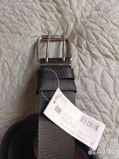 Мужской кожаный ремень черный