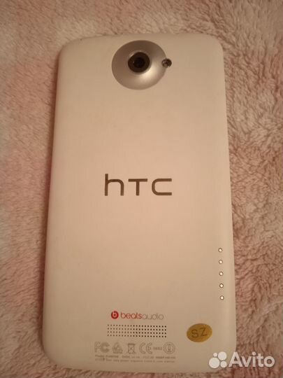 Телефон HTC One X