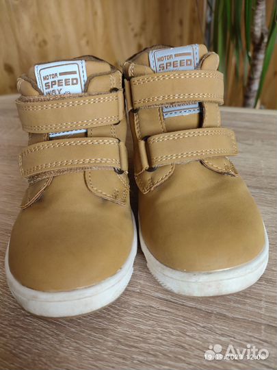 Ботинки детские 24 размер