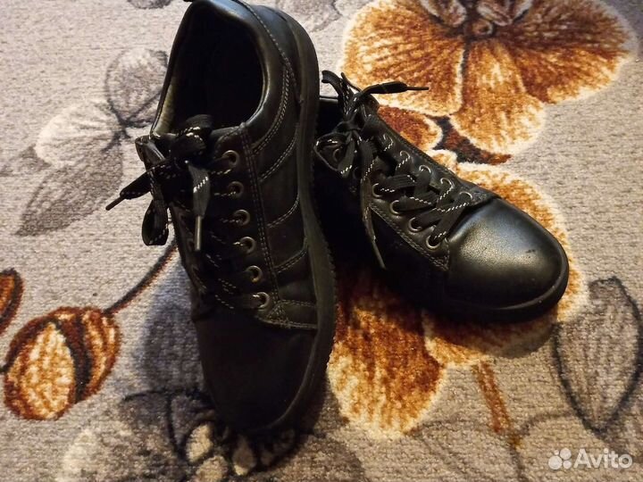 Ботинки на мальчика