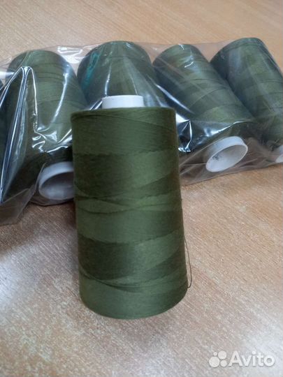 Нитки швейные армированные 70 лл хакки