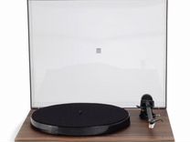 Виниловый проигрыватель Rega Planar 1 Walnut