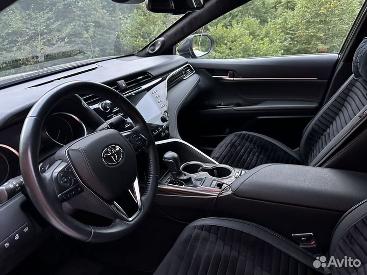 Toyota Camry, 2018