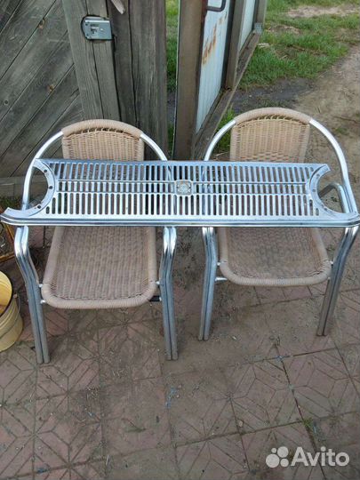 Решетка радиатора и ободки фар