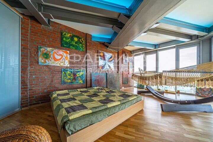 3-к. квартира, 125 м², 8/12 эт.