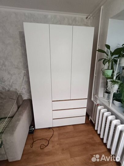 Шкаф распашной 120 новый