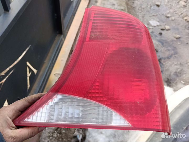 Фонарь форд фокус 1