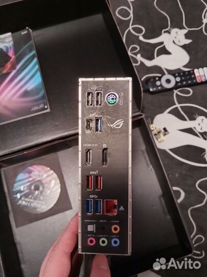 Материнская плата asus ROG strix B450-F gaming