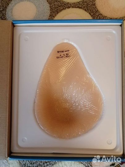 Протез молочной железы