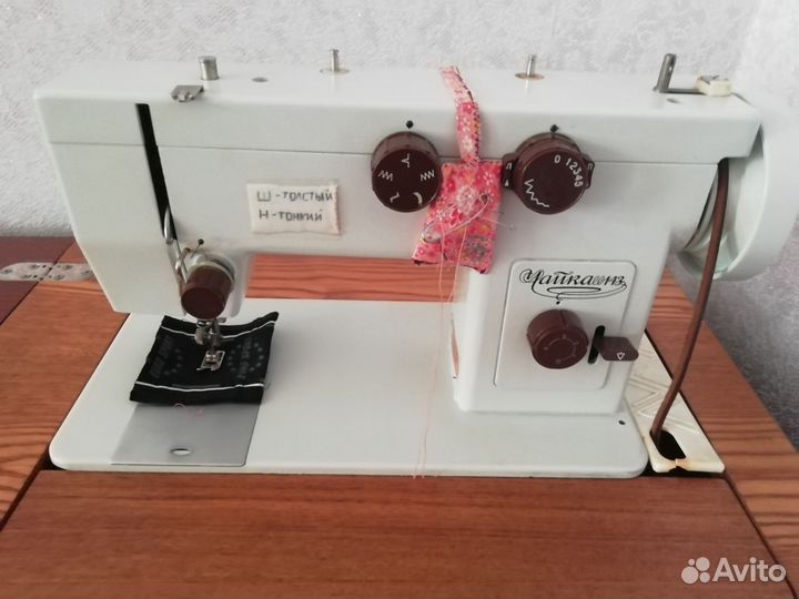 Швейная машина Чайка 143