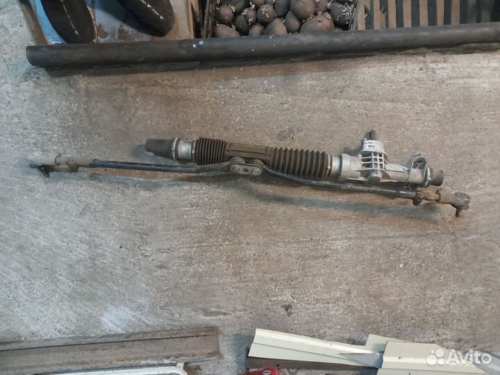 Рулевая рейка на гранту