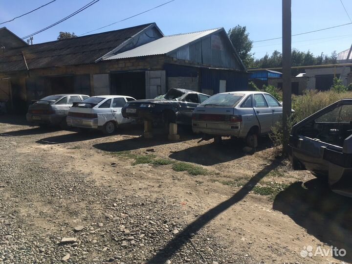 Приора хетчбэк в разборе