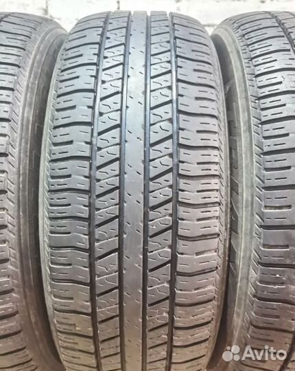 Triangle TR257 215/60 R17 96H