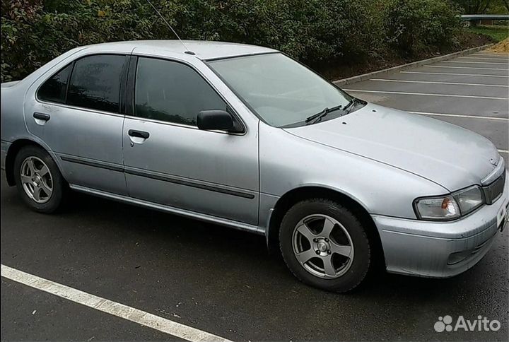 Nissan Sunny 1.6 AT, 1990, 180 000 км