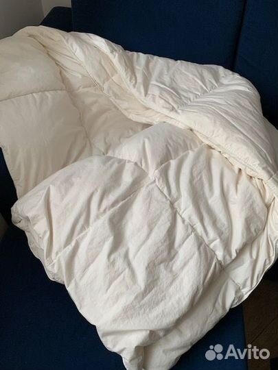 Одеяло пуховое