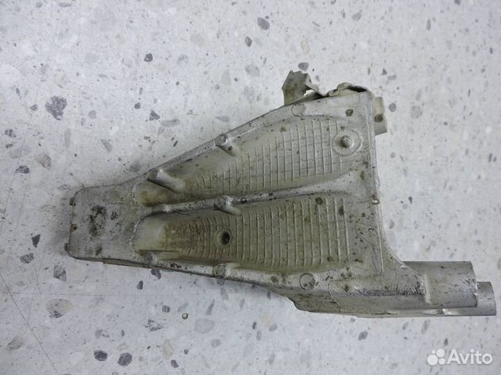 Кронштейн двигателя задний Honda Accord 7 CL, CM