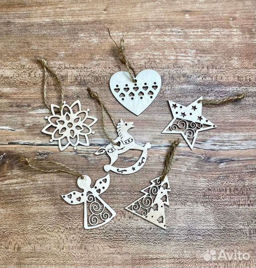 Елочные игрушки