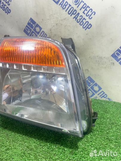 Фара передняя правая Ford Fusion хэтчбек 1.6 fyja