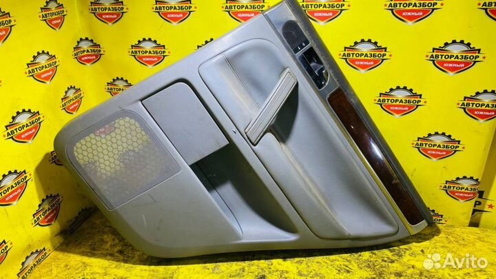 Обшивка задней правой двери Volkswagen Touareg Gp
