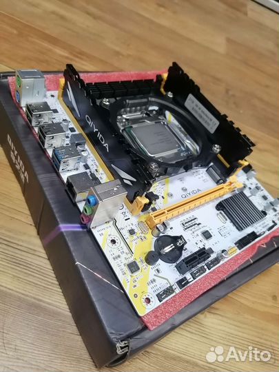 Xeon E5 2680v.4/DDR4 16GB