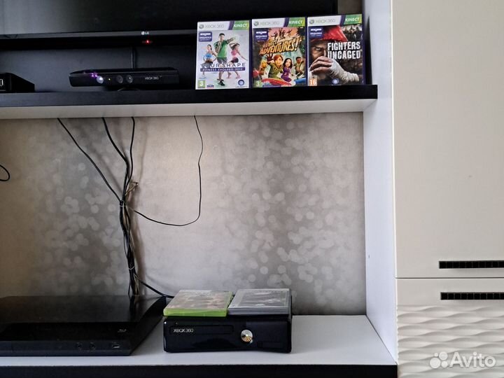 Xbox 360 с кинектом и играми