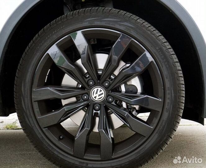 Кованые диски Suzuka Black для Volkswagen R20