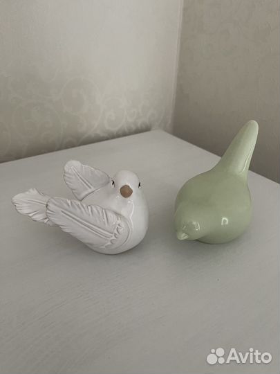 Статуэтка птица