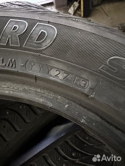 Yokohama Ice Guard Stud IG55 215/55 R17