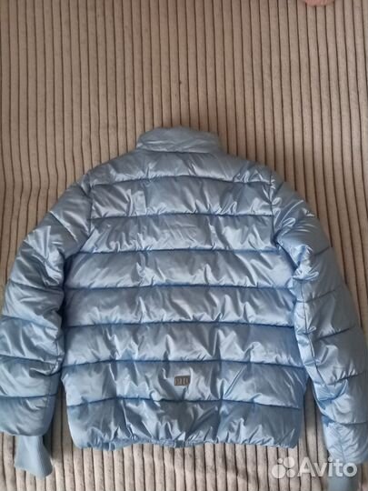 Пуховик женский демисезонный