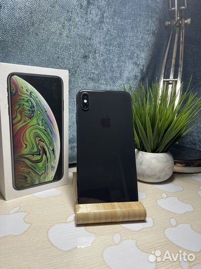iPhone Xs Max, 64 ГБ