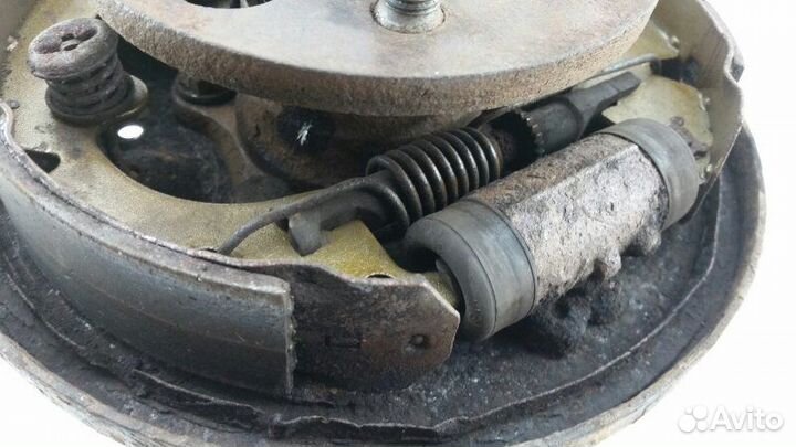 Ступица задняя правая Toyota Carina AT192 5A 1993