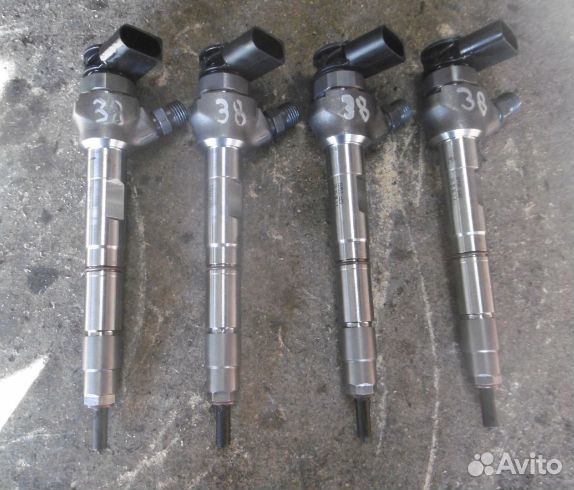 Форсунка 05L130277E VW audi skoda seat 2.0TDI