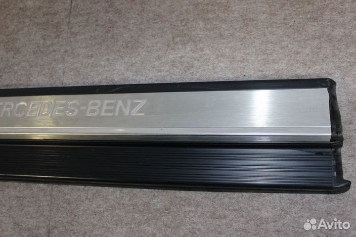 Порожек салонный Mercedes S-Class W140