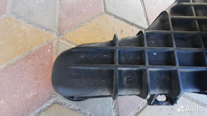 Радиатор интеркулера на mercedes w210 2.2 cdi