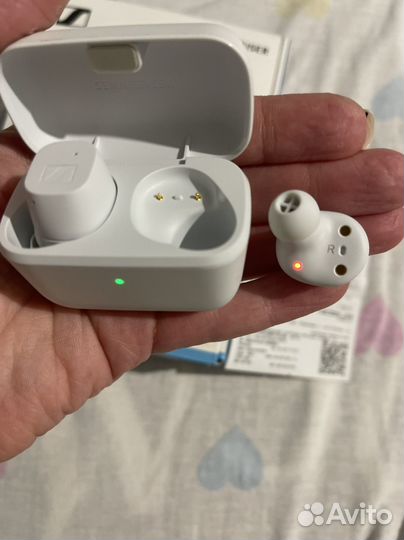 Беспроводные наушники оригинал новые