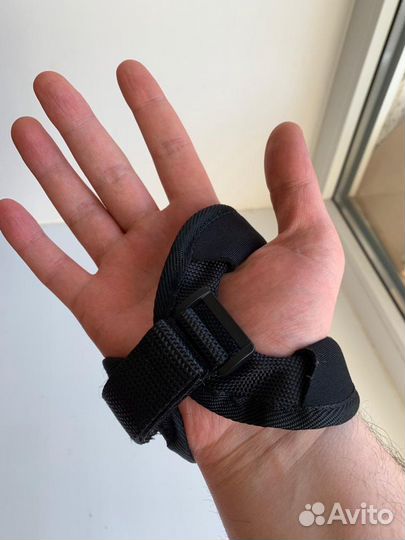 Держатель перчатка для экнш камеры на руку