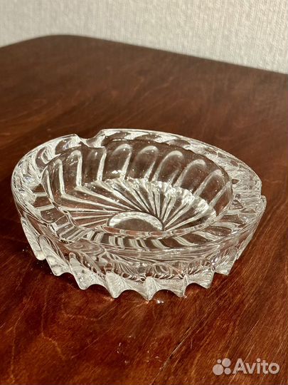 Хрустальная пепельница