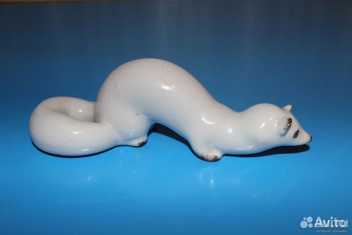 Ласка. статуэтка лфз