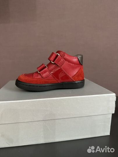 Ботинки для девочки