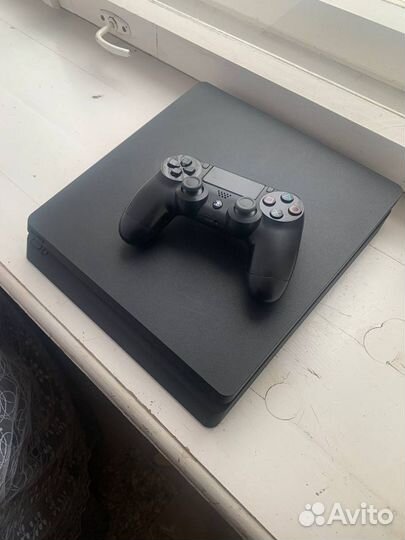 Sony PlayStation 4 Slim 1TB