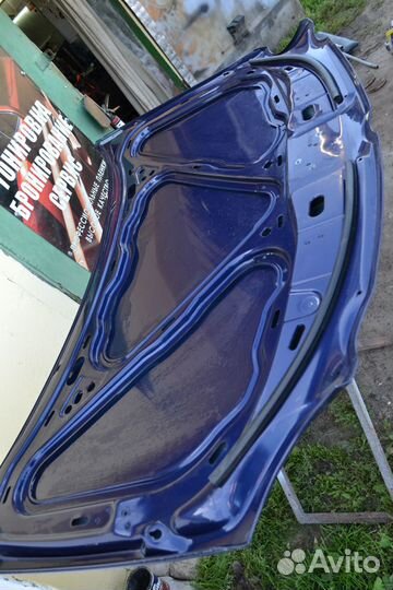 Капот VW polo mk4