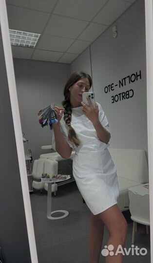 Маникюр педикюр