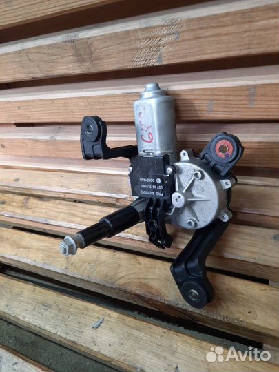 Моторчик трапеции дворников (стеклоочистителя)