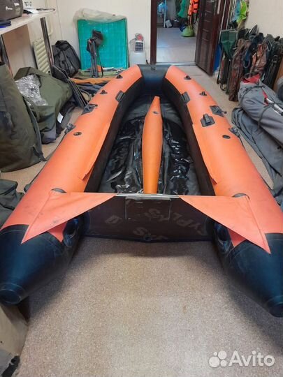 Лодка Авега 330см пвх под мотор