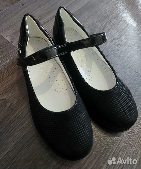Туфли детские новые